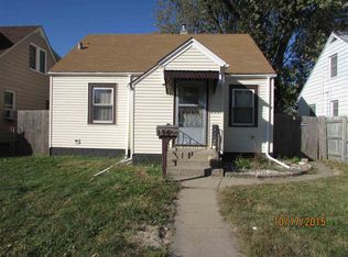 135 16th Ave, East Moline, IL 61244