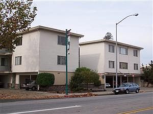 1st image of 477 Bancroft Ave APT D