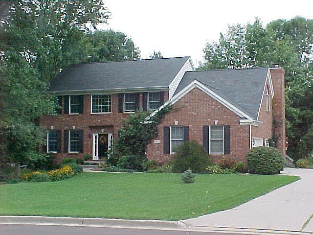 Beautiful 2 story home