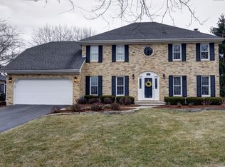 2824 Seiler Dr, Naperville, IL 60565