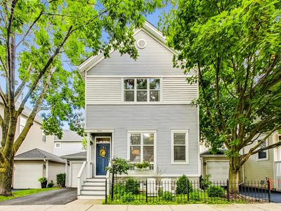 2845 N Wolcott Ave UNIT A, Chicago, IL, 60657