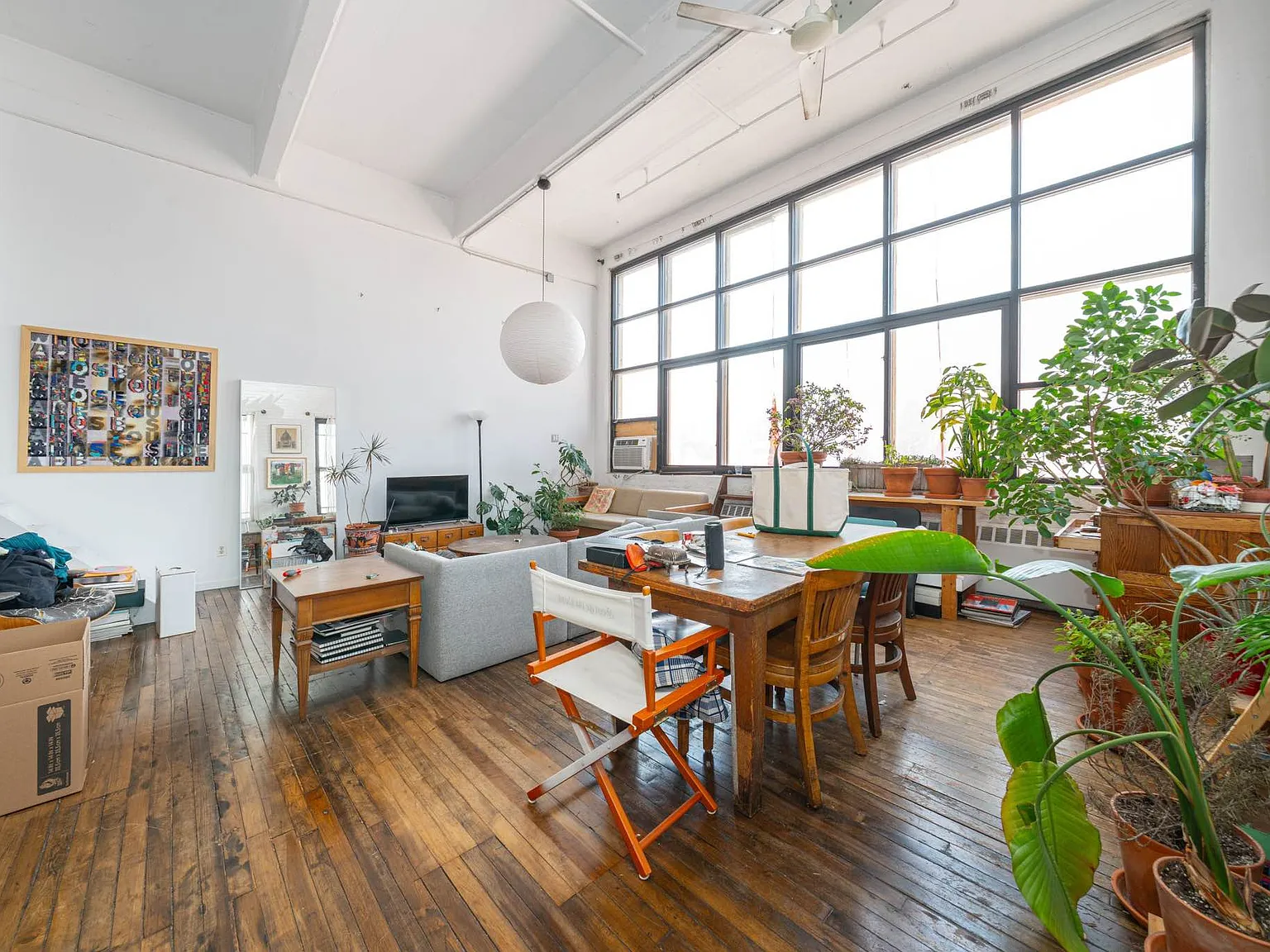 19 Delevan Street — Photo 3