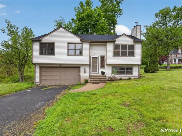 492 Long Hill Road, Middletown, CT 06457