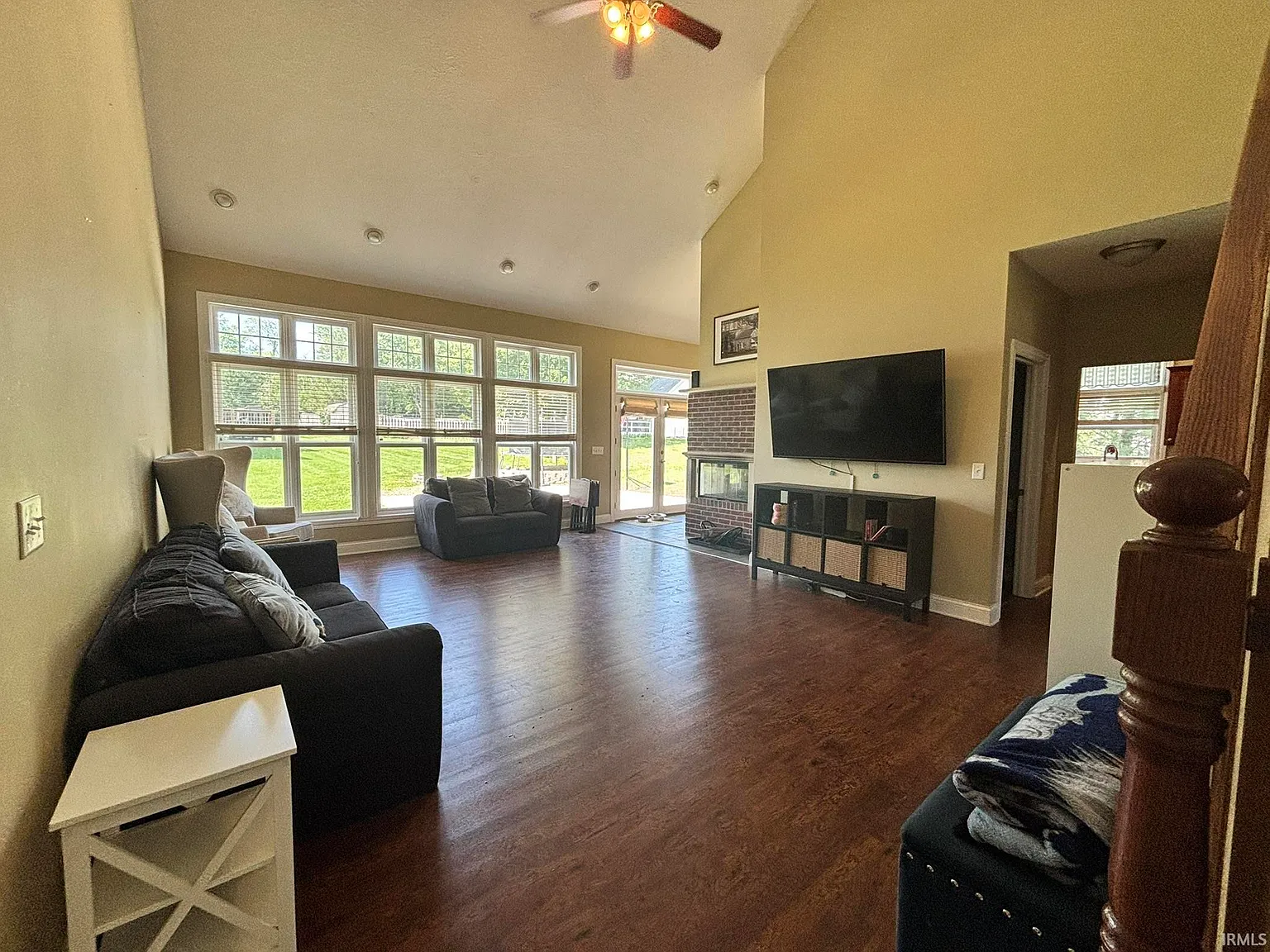4 bed, 2.5 bath, 2200 sqft, $2,650 — Photo 4