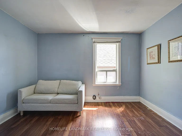 19 Armstrong Ave #2 — Photo 5