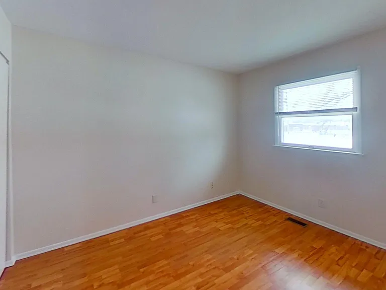 831 Parkcrest Dr #C — Photo 7