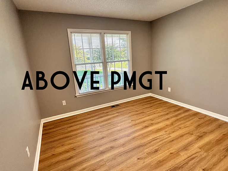 135 Cherrywood Rd — Photo 10