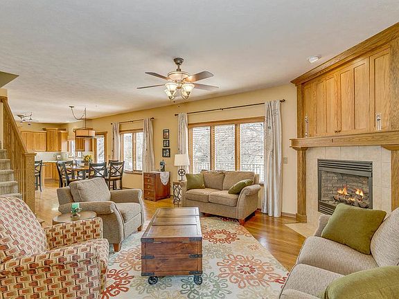 4th image of 209 Sienna Ct