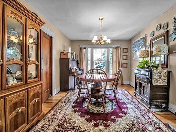 4th image of 264 Cumberland Ave