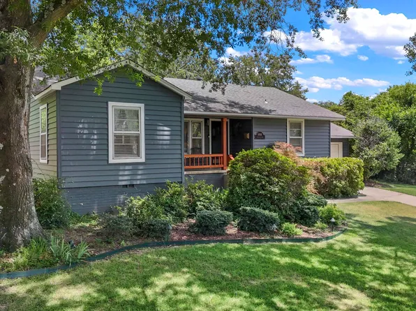 6916 Kingwood Rd, Little Rock, AR 72207