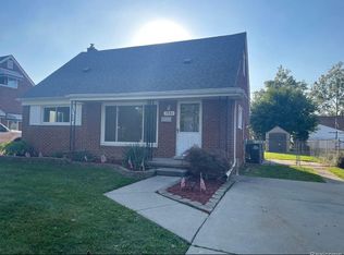 7880 Merrick St, Taylor, MI 48180