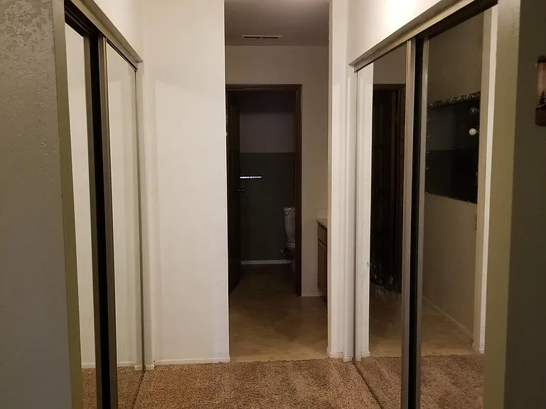 314 Lorraine Ct — Photo 8