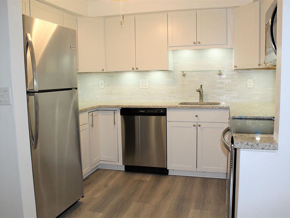 1st image of 9875 Pineapple Tree Dr APT 212