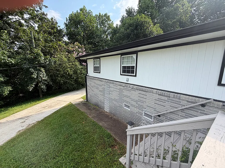 5230 Loblolly Ln — Photo 1