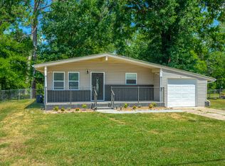 13 Stovall St, Fort Oglethorpe, GA 30742