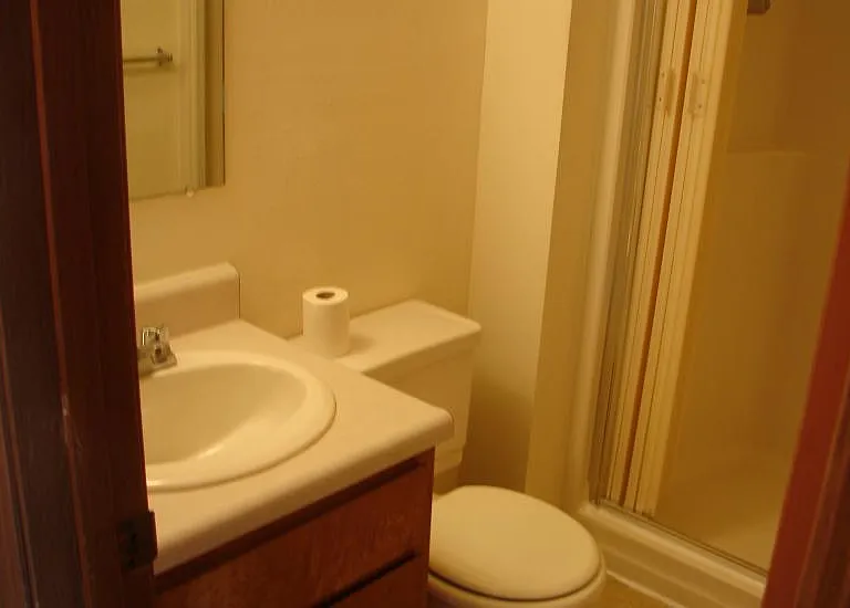 Shannon Plaza Apartments — Photo 7
