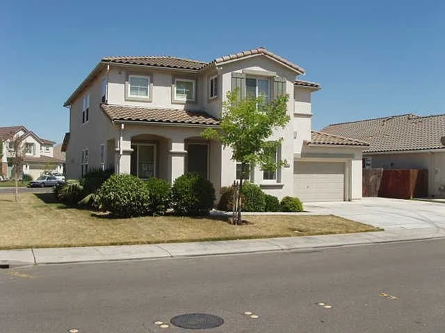 5860 Homewood Way photo 1