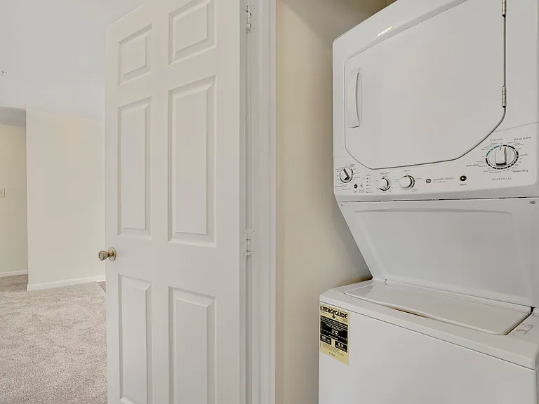 Model Townhome - Laundry