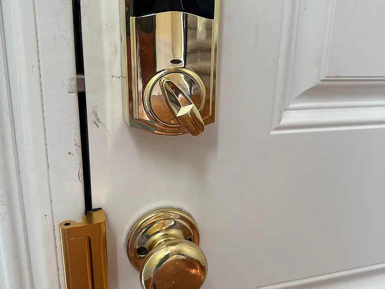 Pinehollow Ct — Photo 21