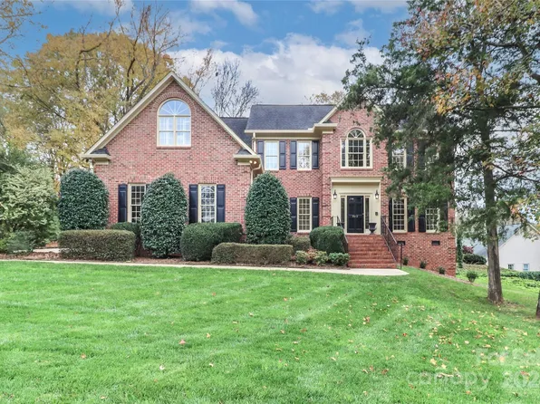 7517 British Gardens Ln, Charlotte, NC 28277