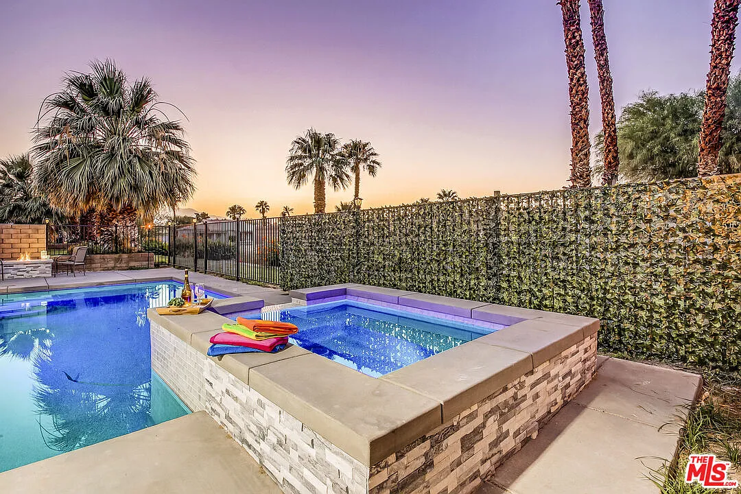 Building Photo - 82580 Yeager Way