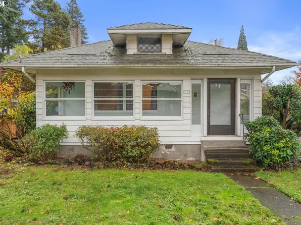 8602 NE Glisan St, Portland, OR 97220