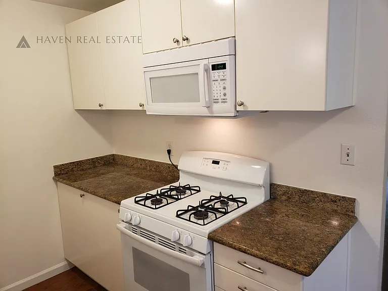 515 Kains Ave #2 — Photo 4