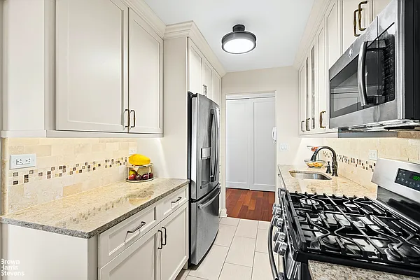 Sold by Brown Harris Stevens | media 14