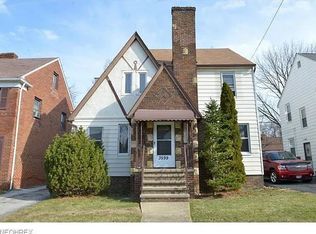 3599 Grosvenor Rd, Cleveland Heights, OH 44118