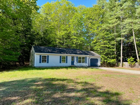 11 Common Way, Buxton, ME 04093