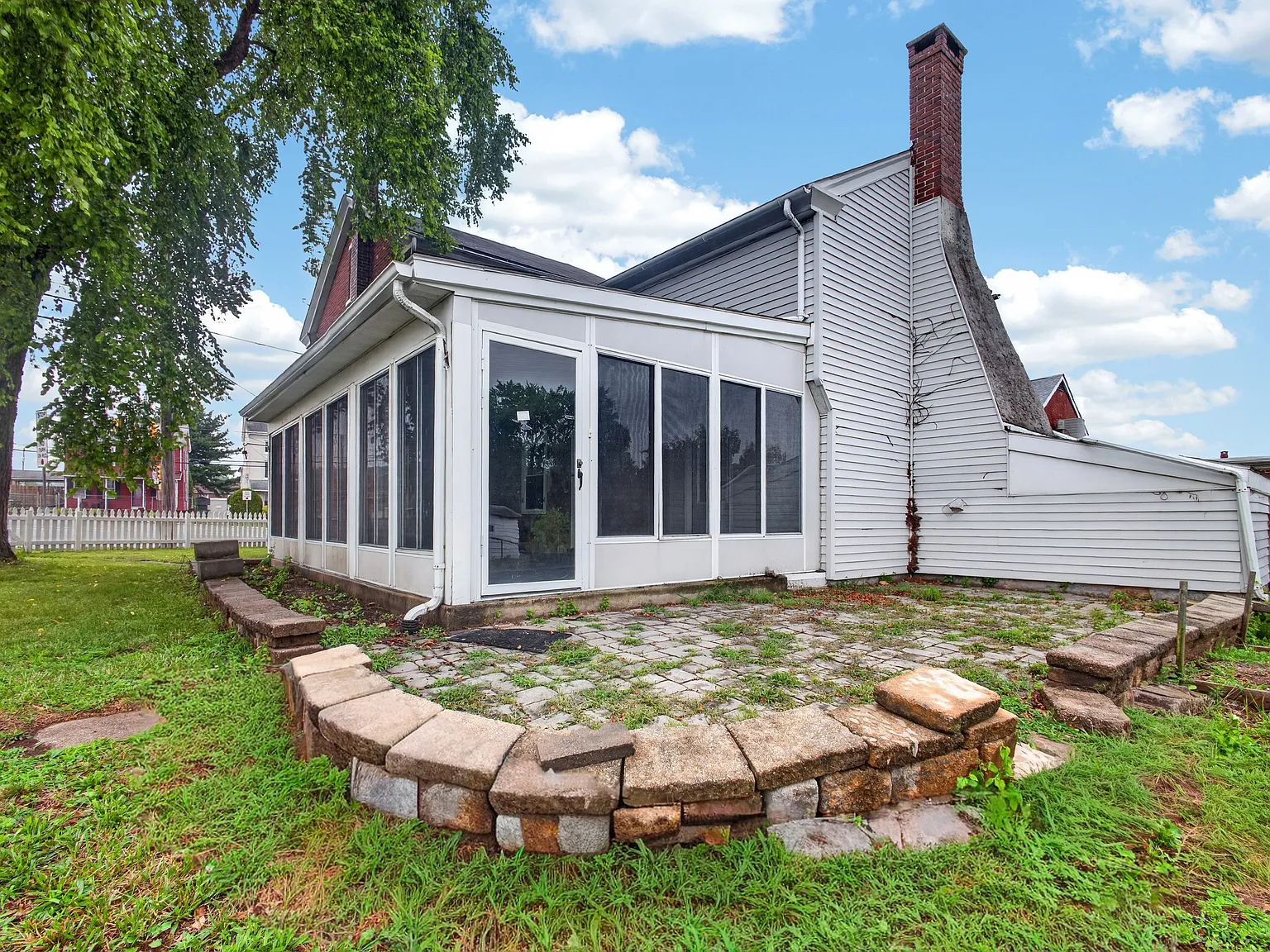 1200 Montgomery Avenue - 1 — Photo 2