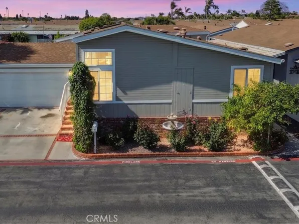 201 Crow Ln, Fountain Valley, CA 92708