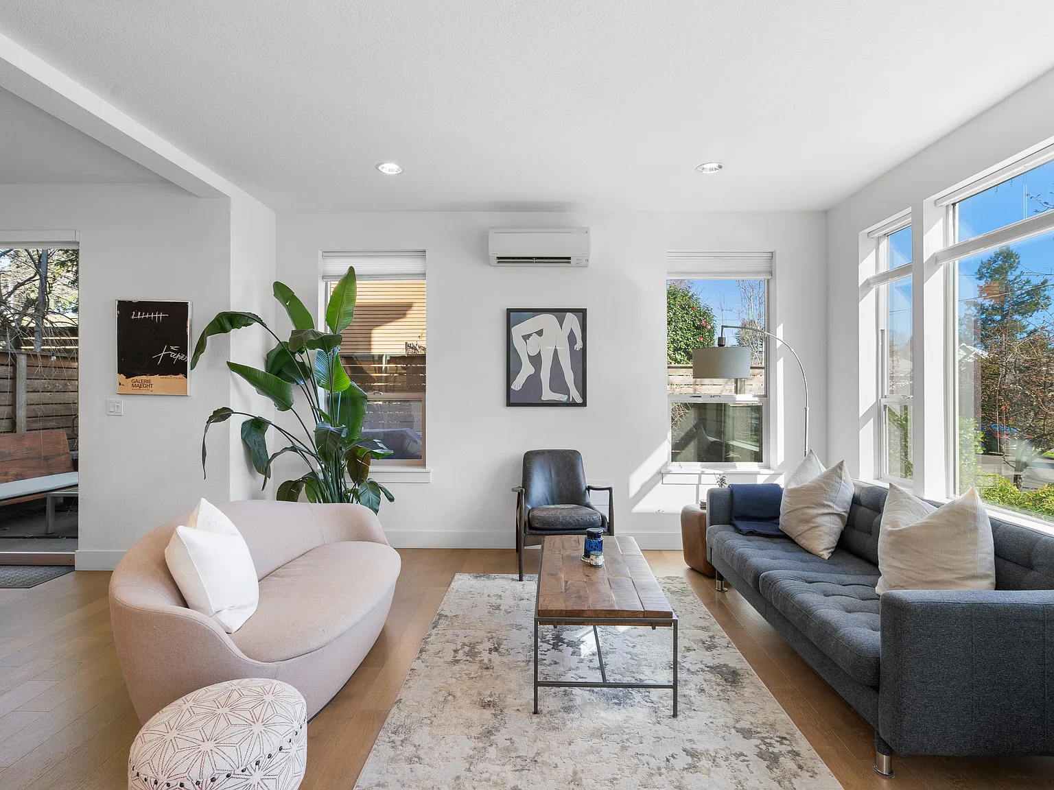 2 bed, 3.5 bath, 2031 sqft, $4,500 — Photo 1