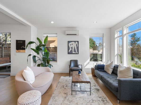 4311 N Borthwick Ave #1