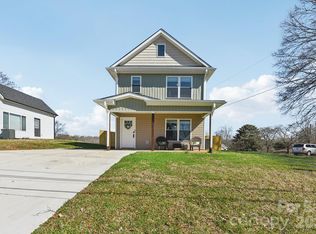 201 N Davis Ave, Newton, NC 28658