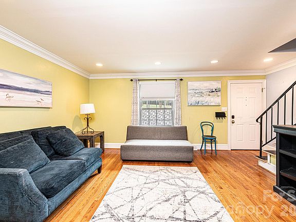 4th image of 826 6th St NW Unit 4