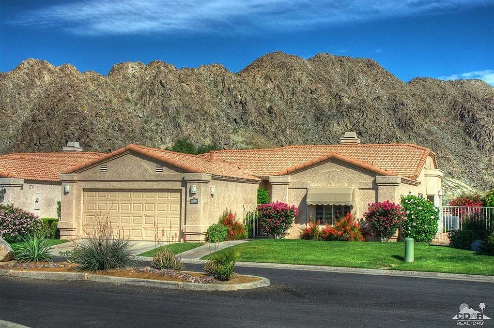 3 bed, 1950 sqft, $3,500 — Photo 2