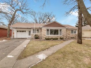 7113 Augsburg Ave, Minneapolis, MN 55423