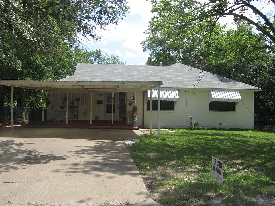 1019 Harrington