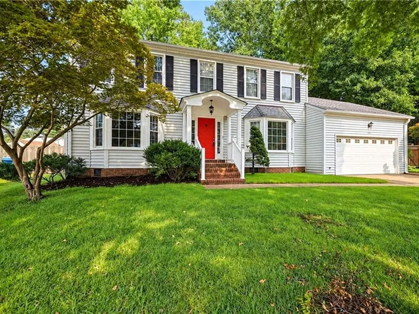 4200 Woodport Cir, Virginia Beach, VA 23452