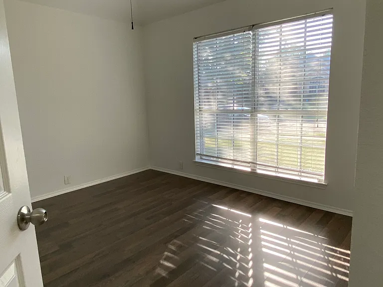 Third Bedroom 01