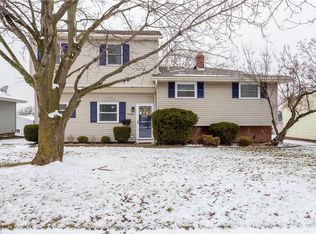 3180 Marda Dr, Parma, OH