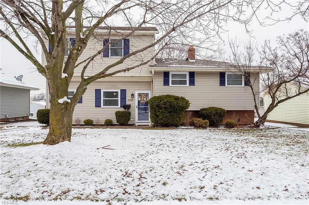 3180 Marda Dr photo 1