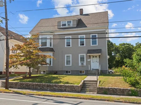 1126 Smithfield Ave, Lincoln, RI 02865