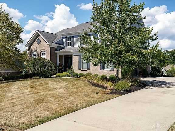 3rd image of 7574 Woodmere Ct