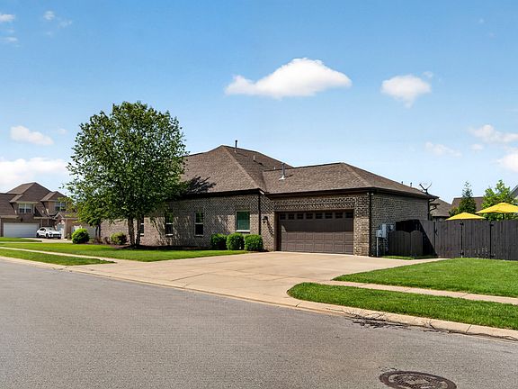 4th image of 3008 Palomar Dr