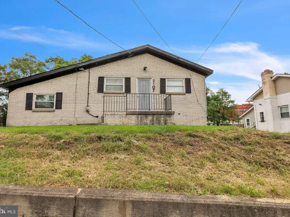 1107 Booth Ln, Capitol Heights, MD 20743