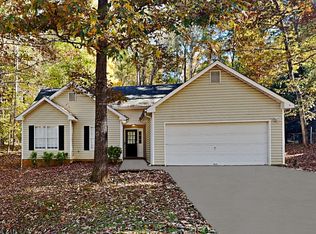 5412 Sugarmill Dr, Flowery Branch, GA 30542