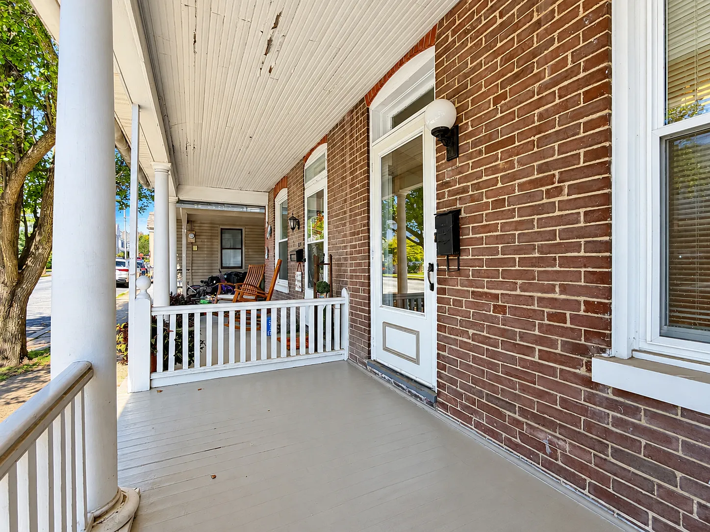 3 bed, 1270 sqft, $1,695 — Photo 3
