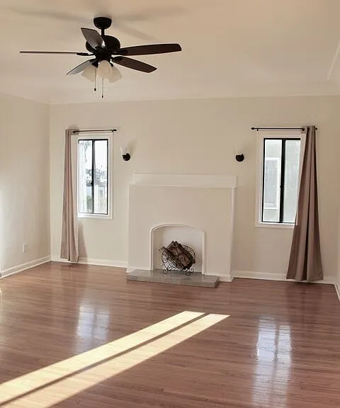 1239 S Hudson Ave — Photo 2